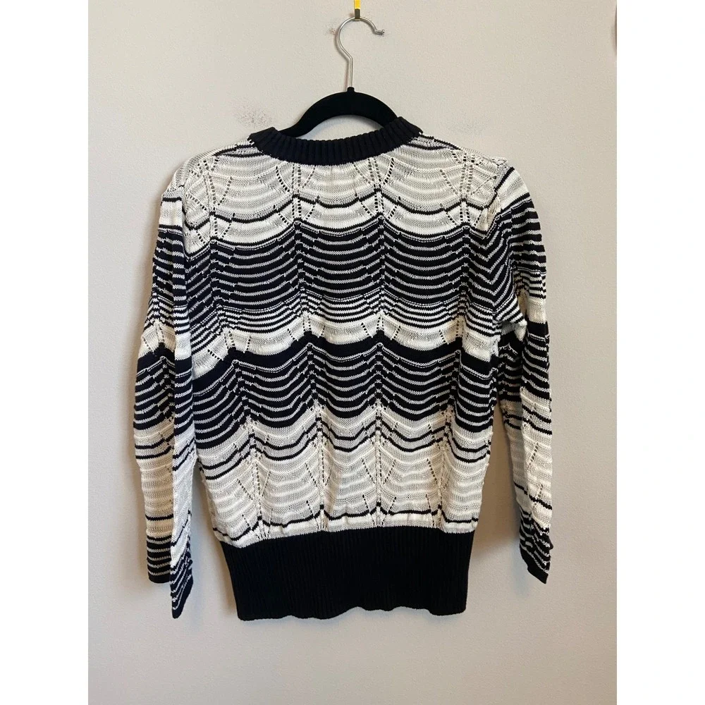 Icelandic Design Black‎ White Chevron Knit Cardigan Wood Buttons Silk Blend M